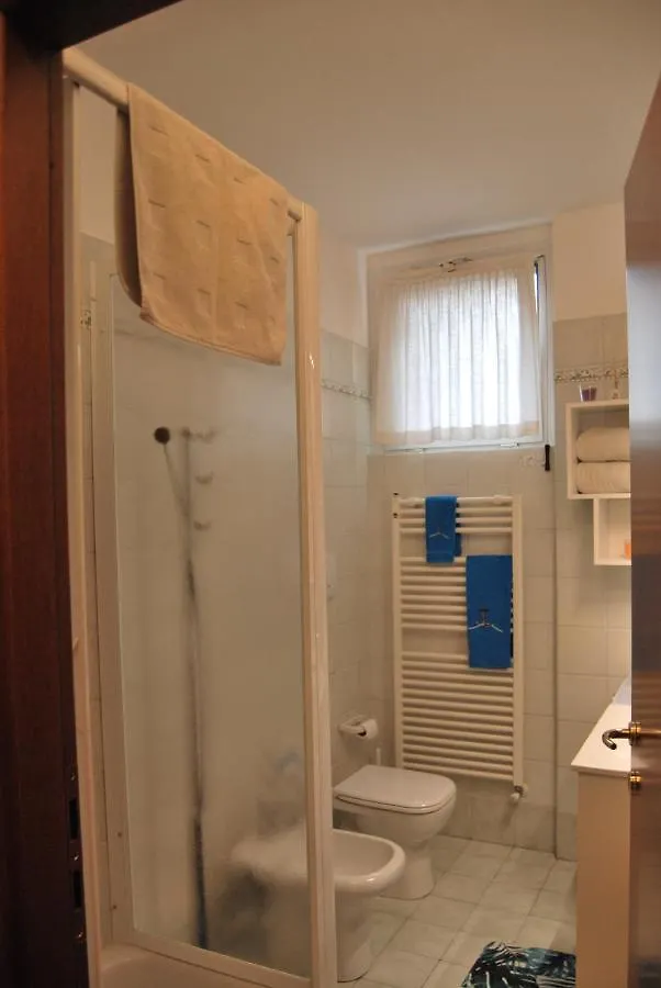 Il Porticciolo Apartment Bellano 0*,  Italy