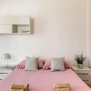 “casa Moderna Con Parcheggio Privato” Appartamento Imola