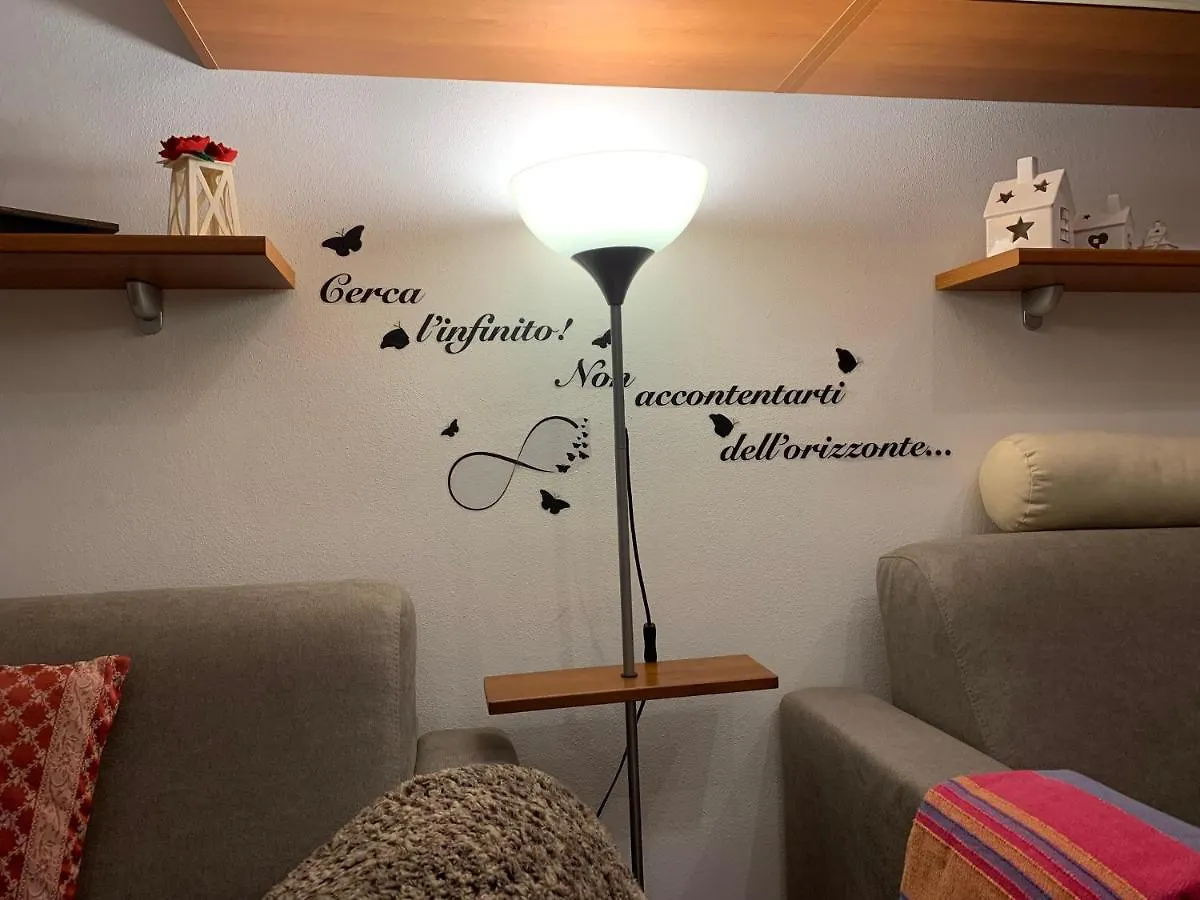Il Porticciolo Appartement Bellano 0*,  Italië